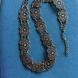 Intricate Silver metal chain Belt oxidized Vintage 36” +5” extension Book Link